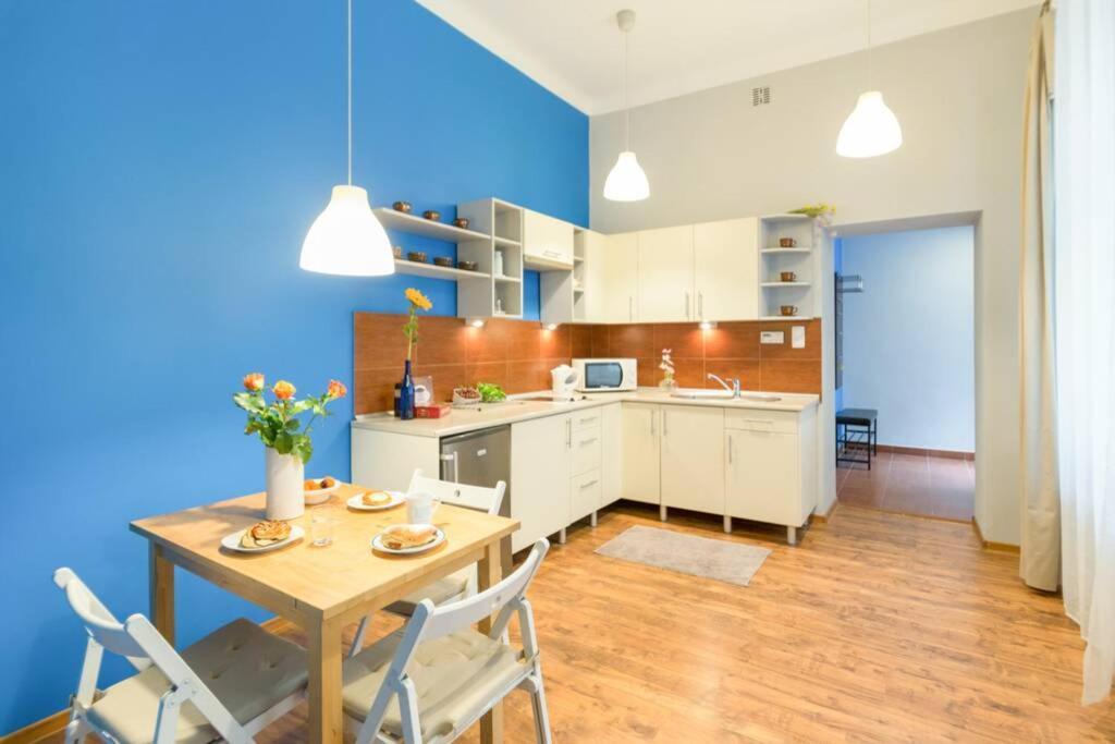 The Quiet Blue Home In The City Center! Krakow Exterior photo